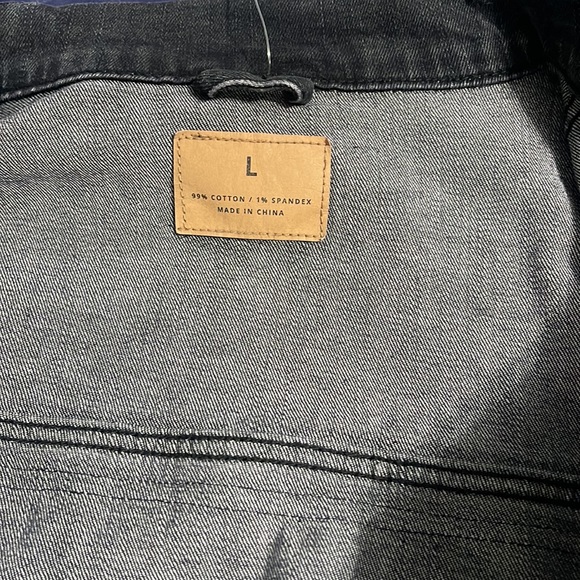 Denim jacket - Picture 3 of 4